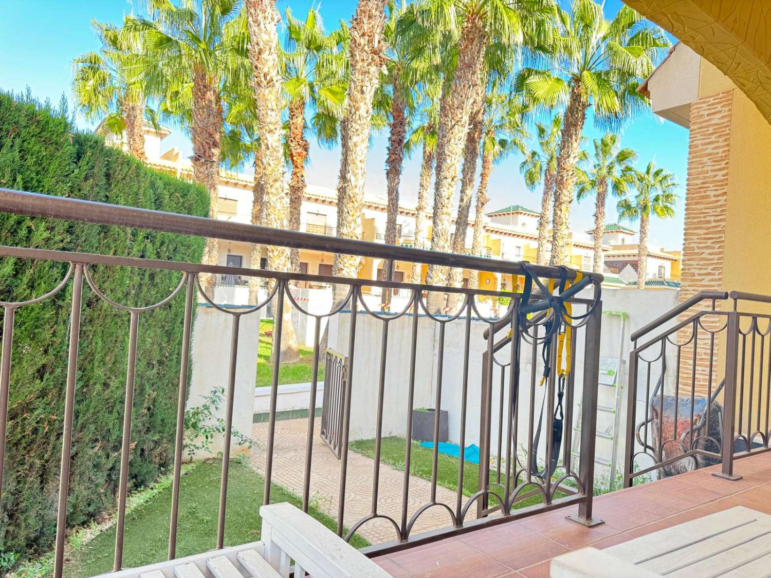 Vivienda unifamiliar de dos, plantas, tipo duplex