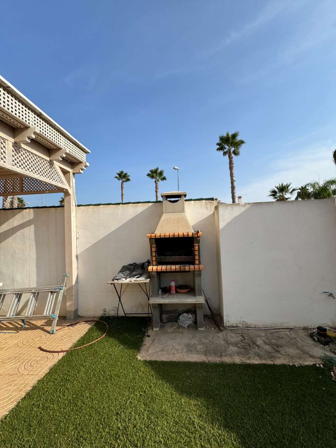 Vivienda unifamiliar de dos, plantas, tipo duplex